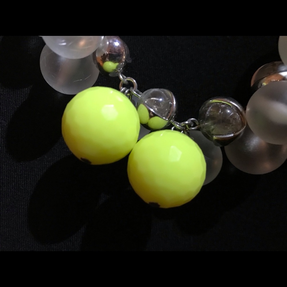 Statement necklace - Picture 4 of 5